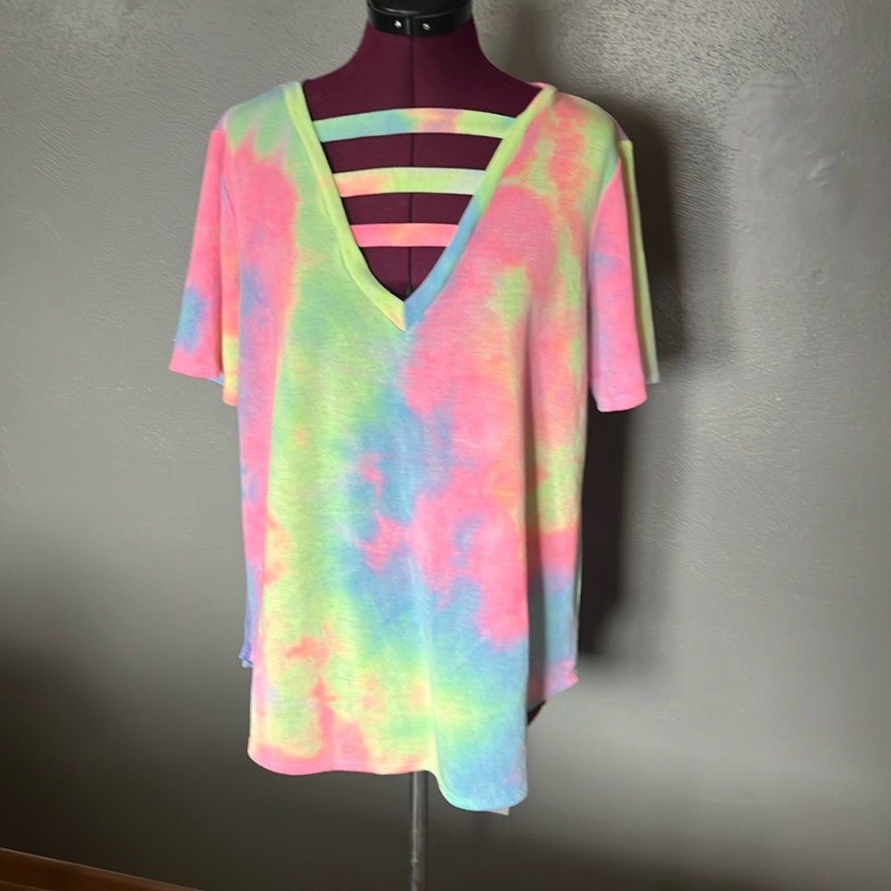 Bibi  Short sleeved bright colored t shirt